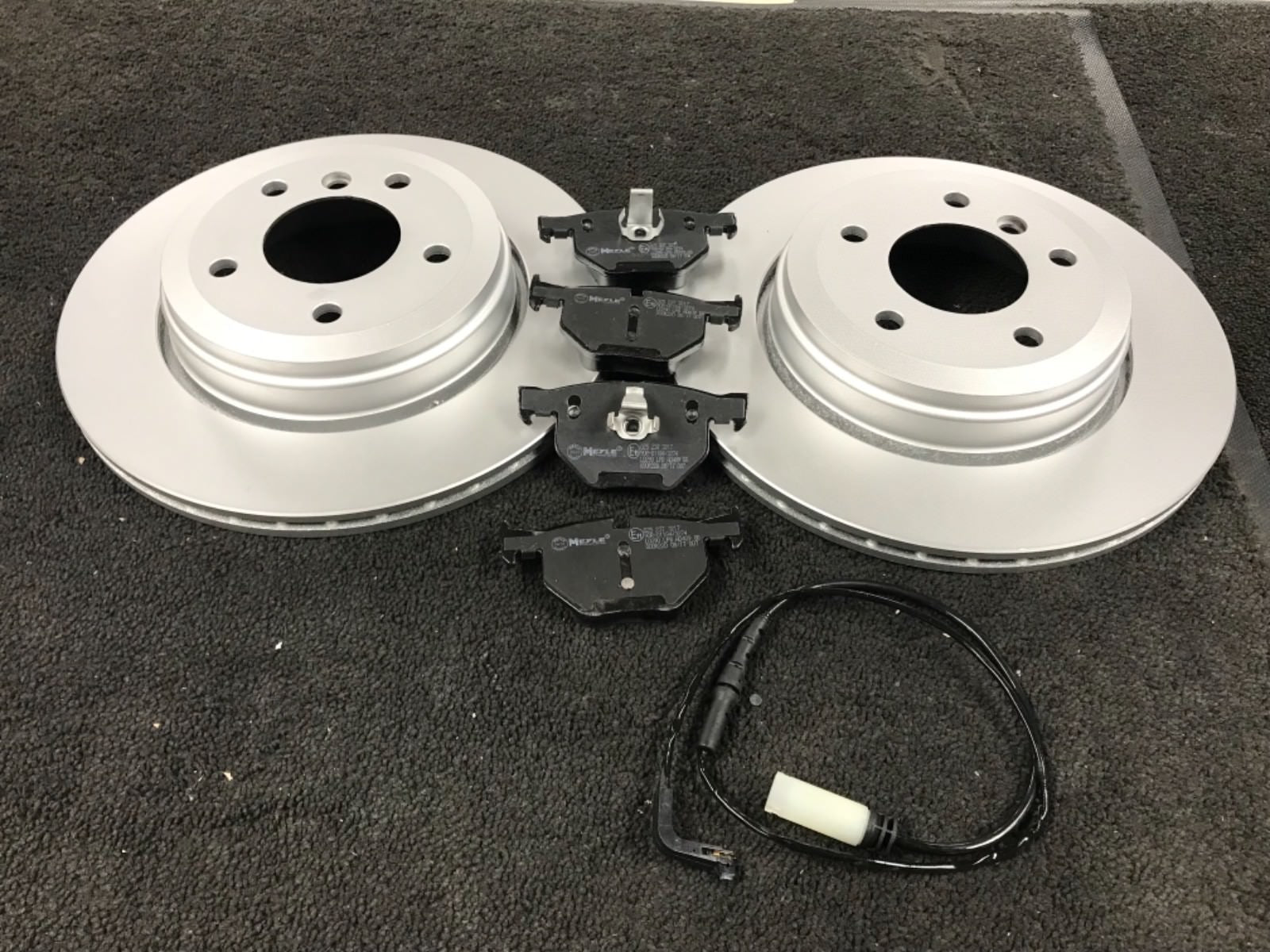 BMW 520 520D 523 525 525D E60 E61 BRAKE DISCS MEYLE BRAKE PADS SENSOR REAR 