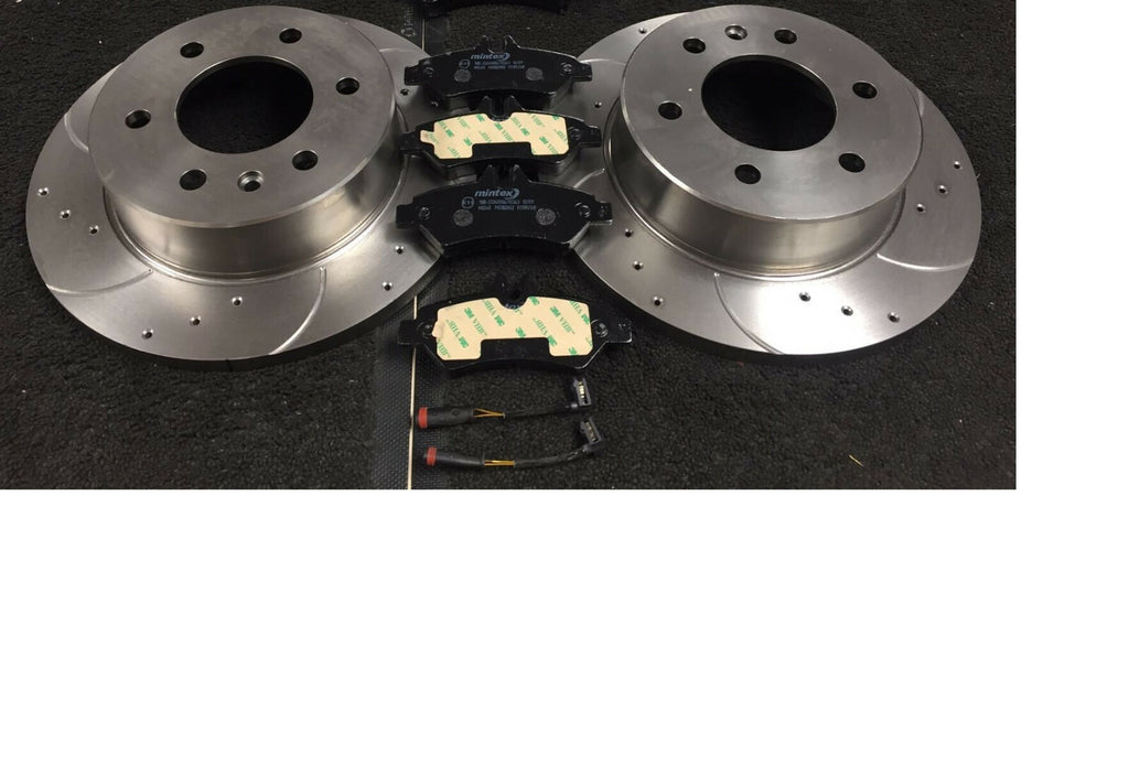 VW CRAFTER 2.0 2.5TDi CROSS DRILLED GROOVED BRAKE DISC BRAKE PADS REAR 