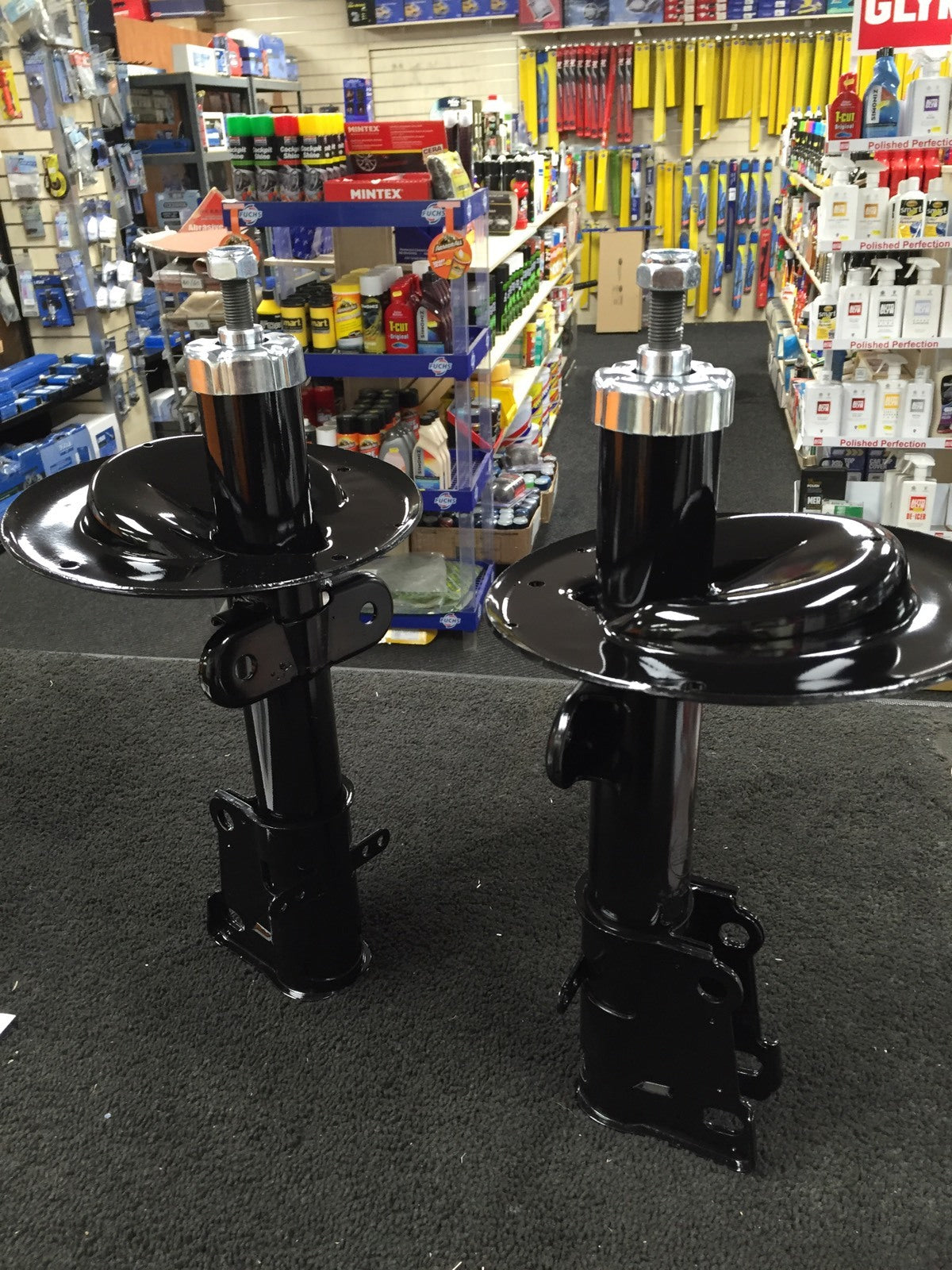 FRONT SHOCK ABSORBER PAIR LH RH SIDE FOR CHRYSLER VOYAGER GRAND VOYAGER 96-2000