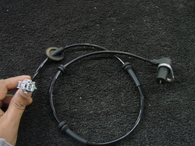 FOR NISSAN ALMERA  N16 1.8 2.2 ABS SENSOR FRONT ABS SPEED SENSOR NS 47911-BM400