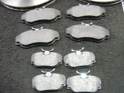 RANGE ROVER 95 -01 FRONT & REAR BRAKE PADS FULL SET NEW