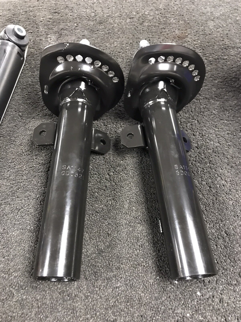 FOR FORD MONDEO MK2  SALOON ESTATE FRONT REAR SHOCK ABSORBERS X 4 