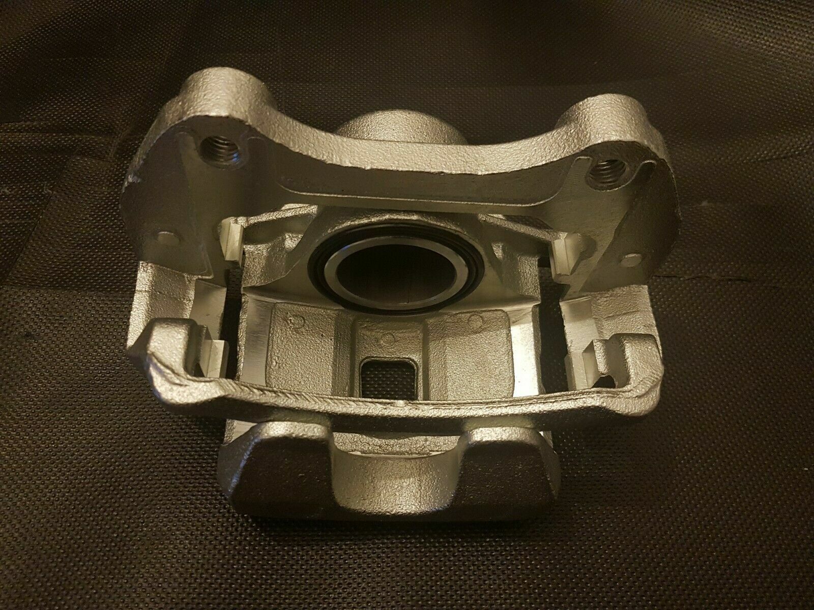 FOR VAUXHALL INSIGNIA ASTRA J ZAFIRA FRONT DRIVER SIDE BRAKE CALIPER & CARRIER