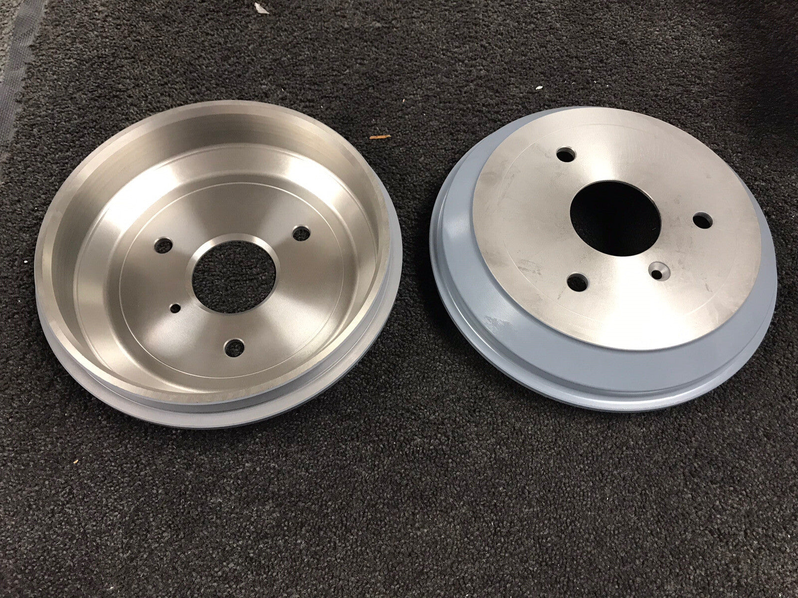 SMART CITY ROADSTER FORTWO PURE PULSE PASSION REAR BRAKE DRUM REAR PAIR NEW 