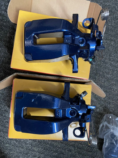 2 REAR BRAKE CALIPER VW GOLF MK4 ANNIVERSARY 4MOTION TURBO VENTED DISC MET BLUE