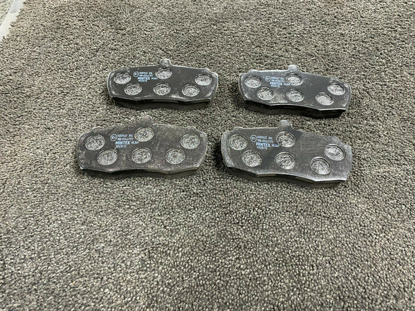 FOR LANDROVER RANGE ROVER MK1 3.5 70-95 LDV 400 CONVOY FRONT BRAKE PAD SET MLB69