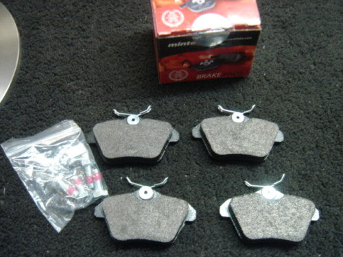 ALFA 156 166 GTV SPYDER BRAKE PADS REAR MINTEX