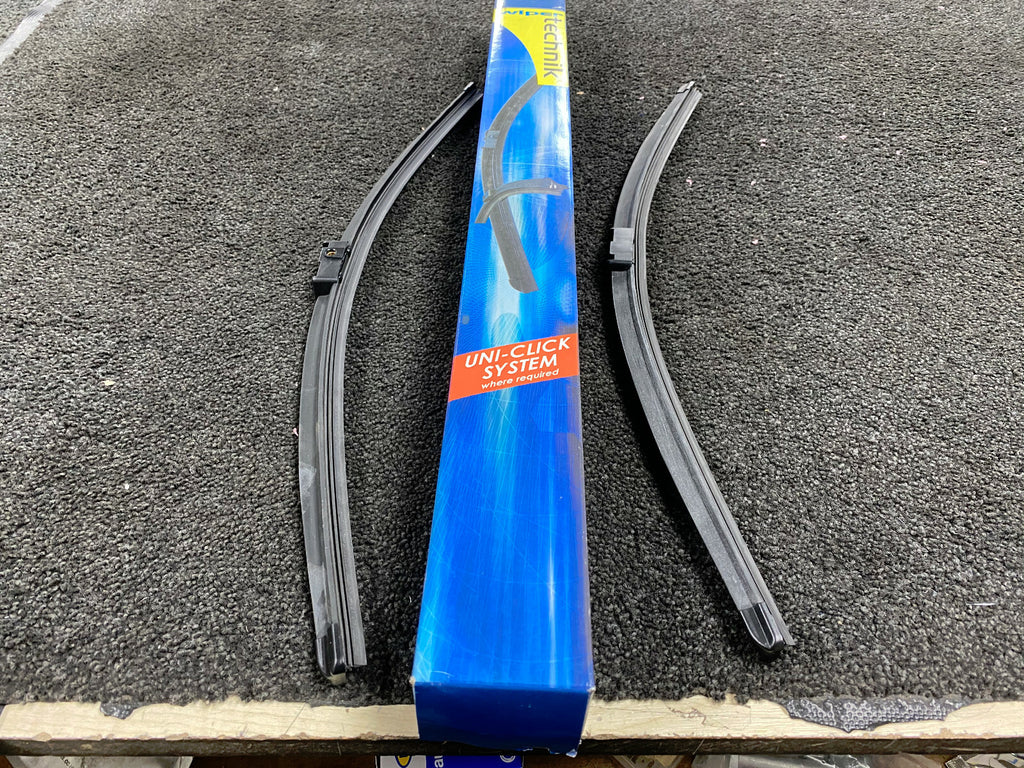 FOR AUDI TT 08/2003 FRONT FLAT WIPER BLADE SET 2X21"//530MM WT315D