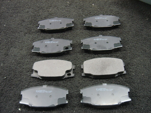 FOR MITSUBISHI CANTER 55 63 75 DISC BRAKE PADS TWIN CALIPER
