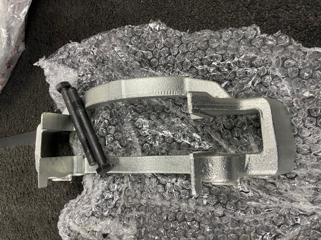 NS LH FRONT BRAKE CALIPER CARRIER FOR IVECO DAILY TWIN WHEEL 65C14 C15 C17 C18