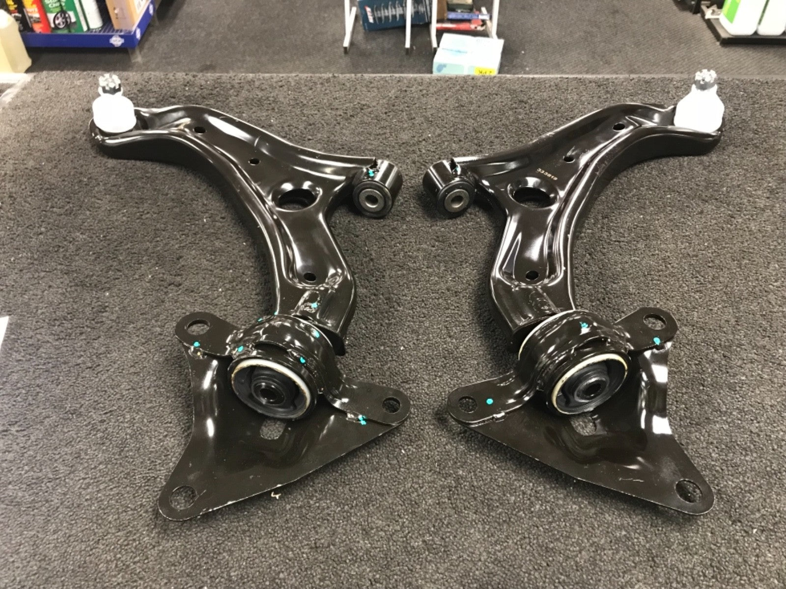 FOR  INSIGHT HONDA JAZZ MK3 FRONT SUSPENSION LOWER WISHBONE ARMS BALL JOINTS 