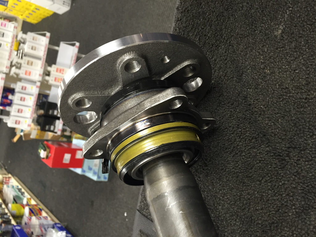 FOR MERCEDES SPRINTER CDi W906 CRAFTER REAR BEARING HALFSHAFT AXEL RIGHT RH OS