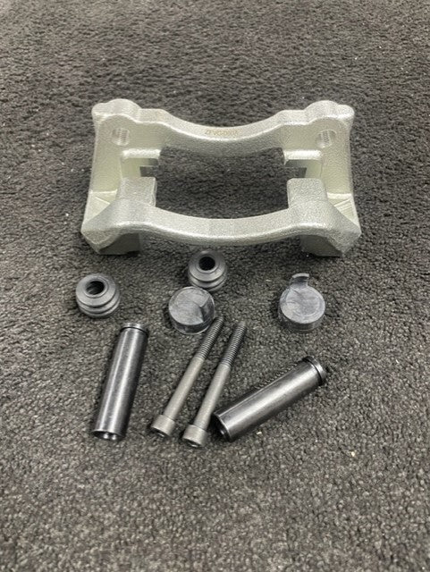 FOR IVECO 35S10 S11 S12 S13 14 S15 S7 2006 ON REAR CALIPER CARRIER BRACKET KIT