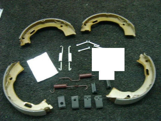 FOR  CHEROKEE LIBERTY KJ REAR HANDBRAKE PARKING BRAKE SHOE FITTING KIT ADJUSTERS