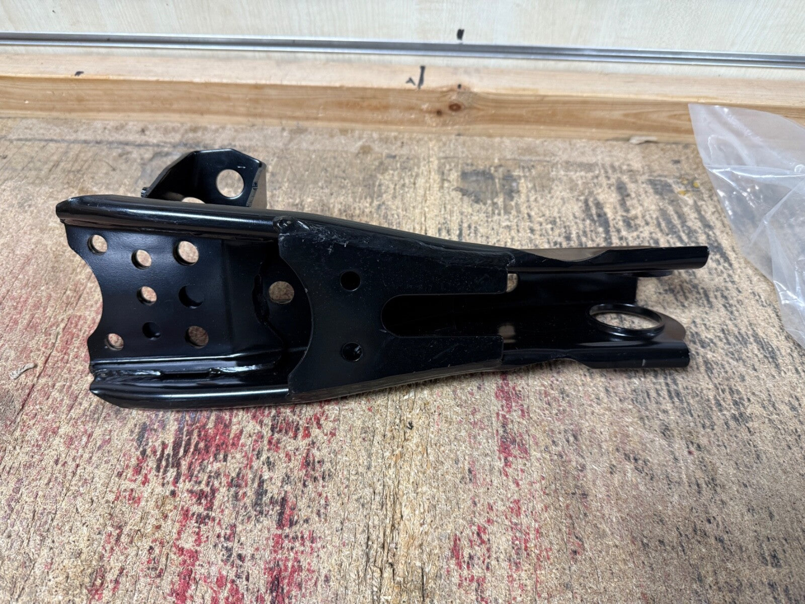 Track Control Arm For Toyota Hiace 98-12 Front Right Lower without bush
