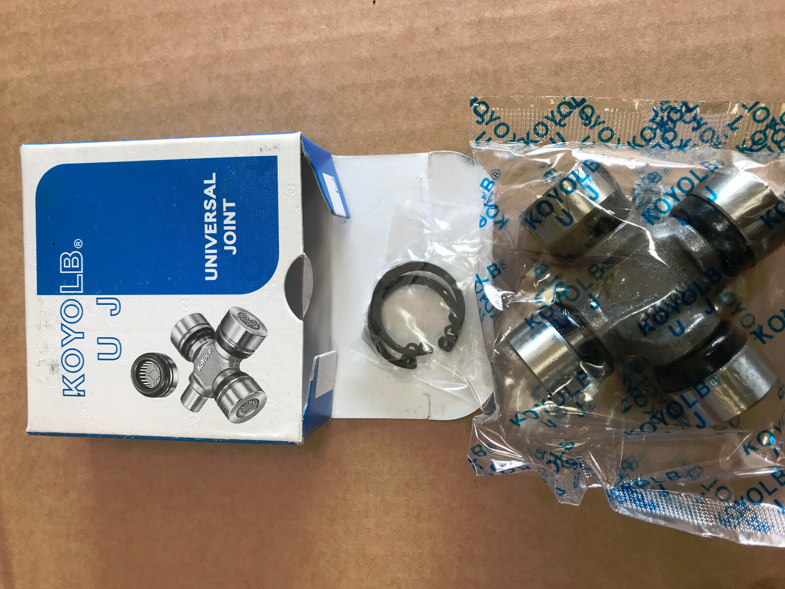 FOR NISSAN TERRANO 2.4i 2.7TD R20 UJ REAR AXLE PROPSHAFT UJ UNIVERSAL JOINT UJ