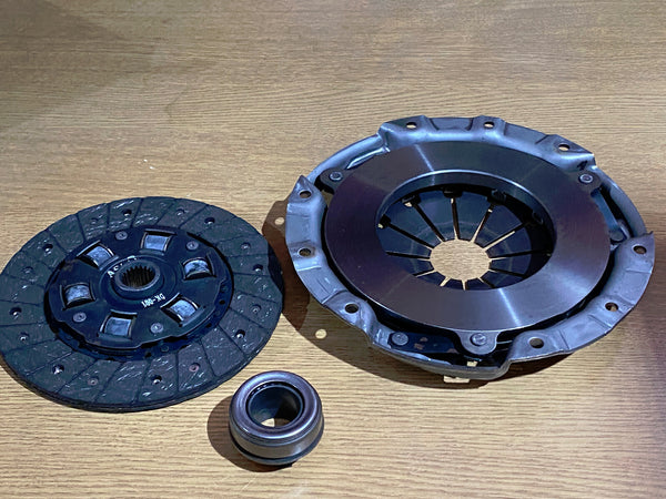 3 PCS CLUTCH KIT FIT KIA SHUMA MENTOR 1.5 SEPHIA 1997-01 0K2A1-16-410