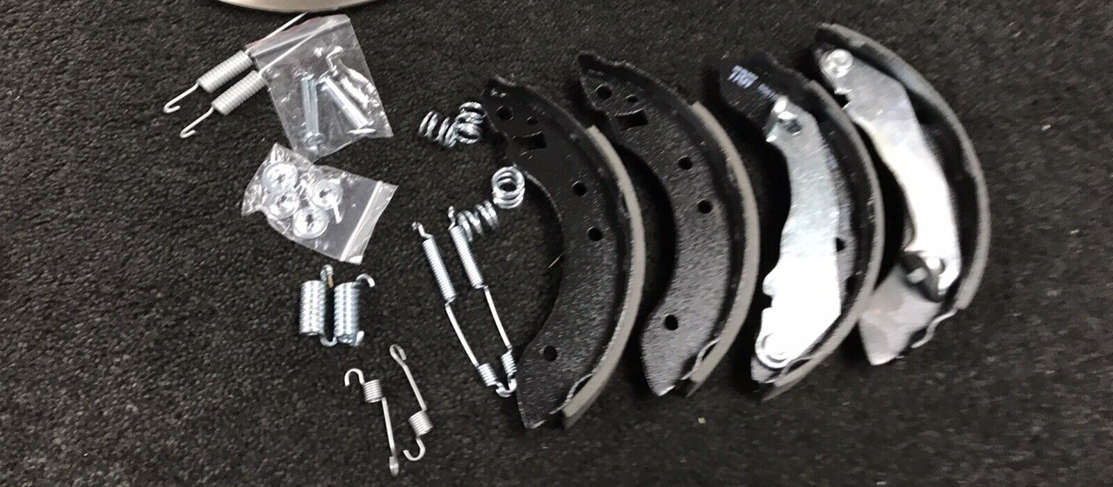 FOR FORD ESCORT MK3 RS 1600I 180MM REAR DRUM BRAKE SHOES  FITTING KIT