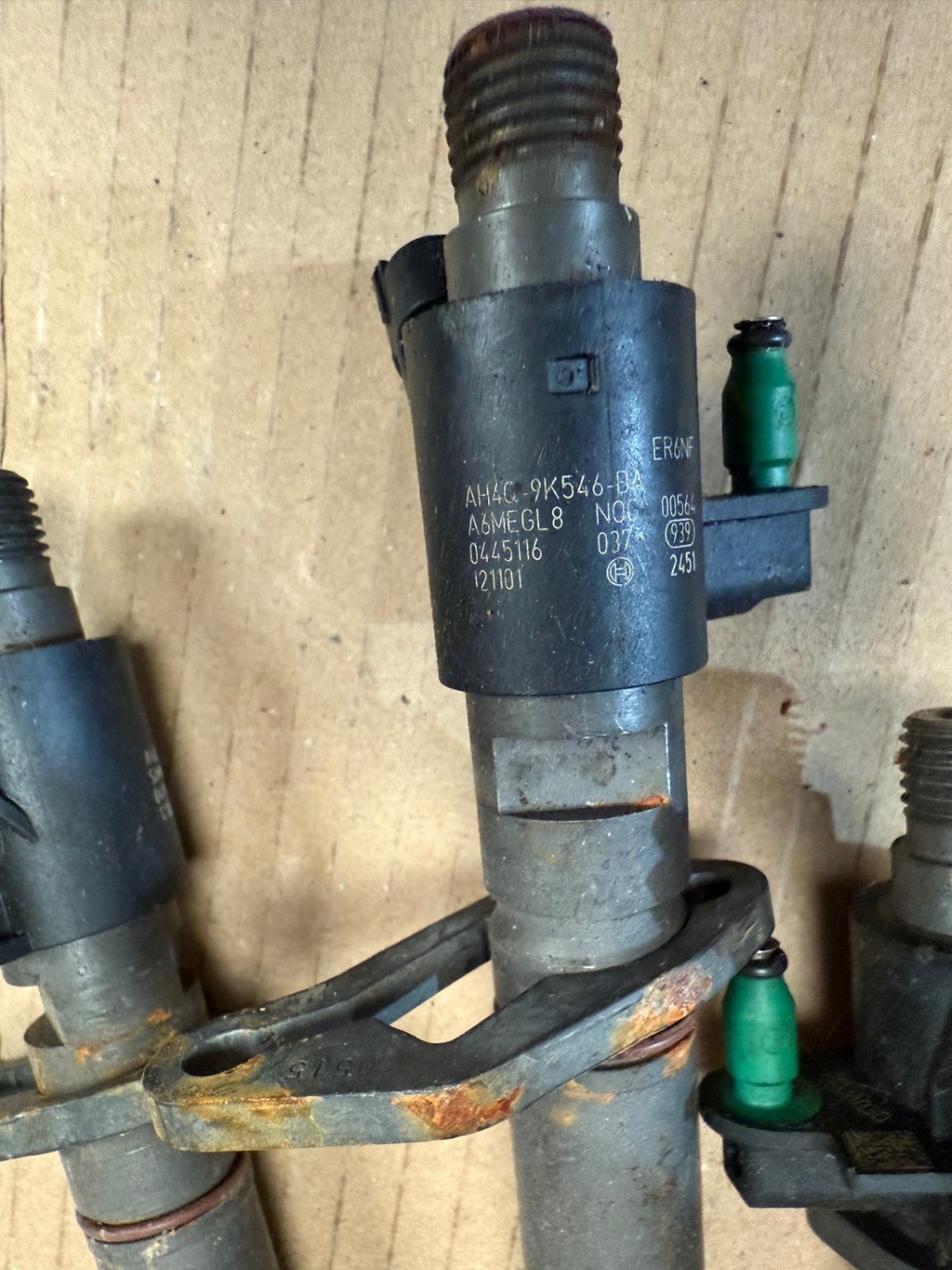Genuine Land Rover 3.0L TDV6 SDV6 Diesel Fuel Injector 9X2Q9K546DB SPARE REPAIR