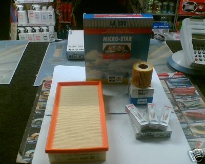 VW POLO SERVICE KIT PLUGS OIL AIR POLEN FILTER 1.6 MK6