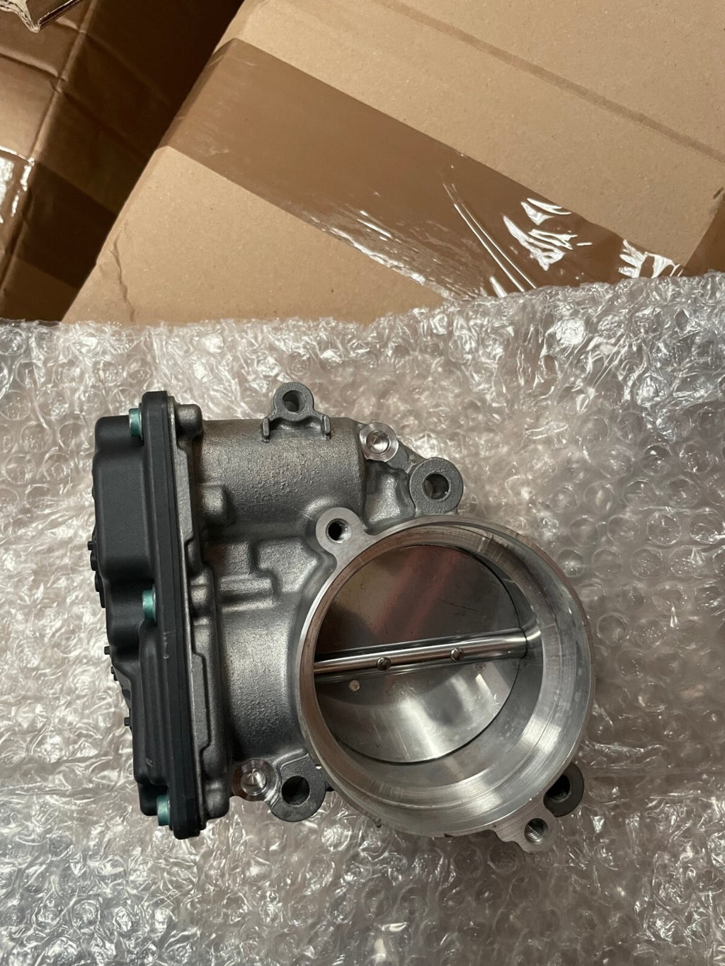 THROTTLE BODY VALVE ACTUATOR GENUINE BMW 3 SER 4SER X5 G05 G20 G22 G23  8667415
