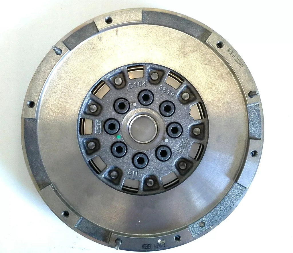 VAUXHALL ZAFIRA MOKKA ASTRA 1.6 DIESEL DUAL MASS FLYWHEEL 55498275 55504335
