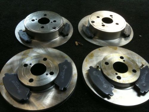 FOR TOYOTA COROLLA 1.8T SPORT VVTLi 2001-2006 BRAKE DISCS PADS FRONT REAR