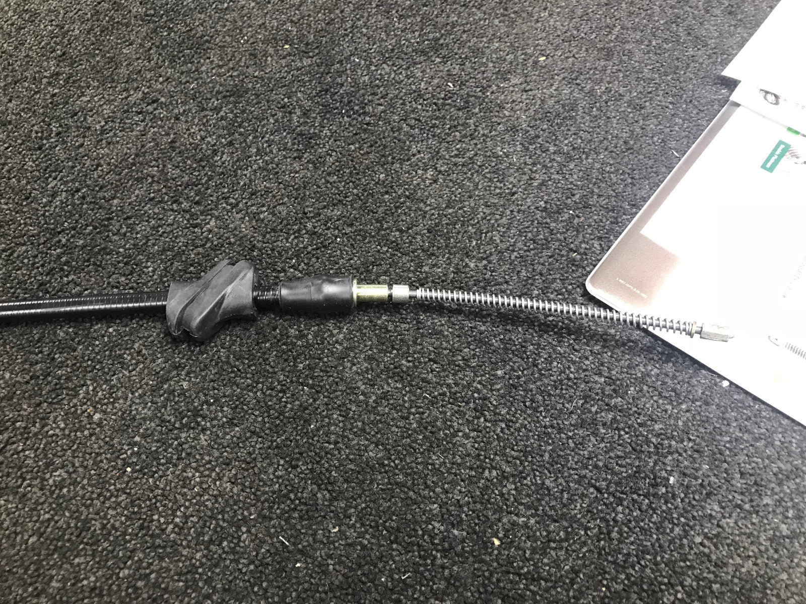 FOR AUDI 100 C3 1983-1991 ESTATE 2.0 2.2 2.3 REAR LEFT AND RIGHT HANDBRAKE CABLE