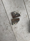DEFENDER 90 110 COUNTY SW TD 200TDI 300TDI TD5 SERIES SEAT BELT BRACKET LOWER