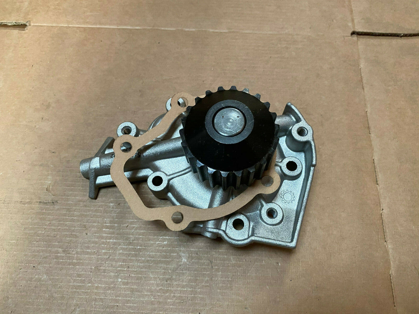 FOR DAEWOO KALOS MATIZ CHEVROLET AVEO MATIZ SPARK WATER PUMP FWP1867