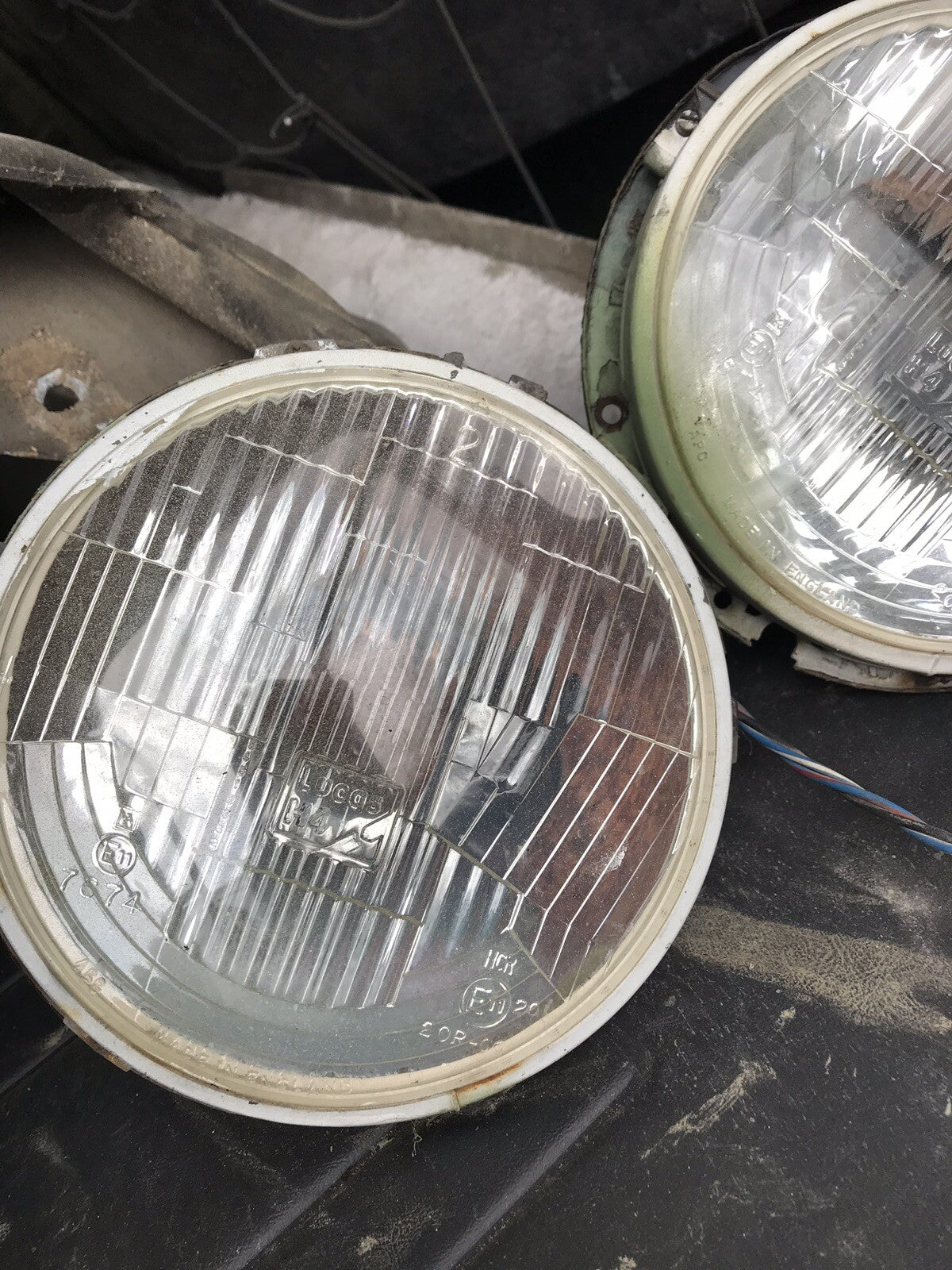 DEFENDER 110  200TDI 300TDI FRONT HEAD LAMP UNITS ORIGINAL LUCAS 
