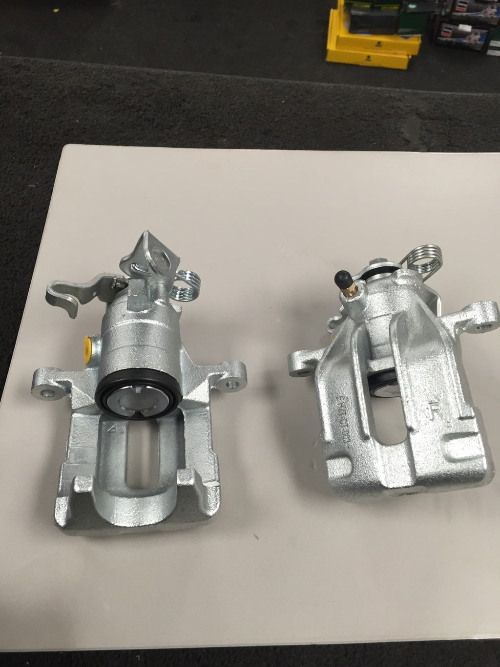  BRAKE CALIPER REAR LH RH  PAIR  FOR CITROEN C8 PEUGEOT 807 FIAT ULYSSE HDI MK2 