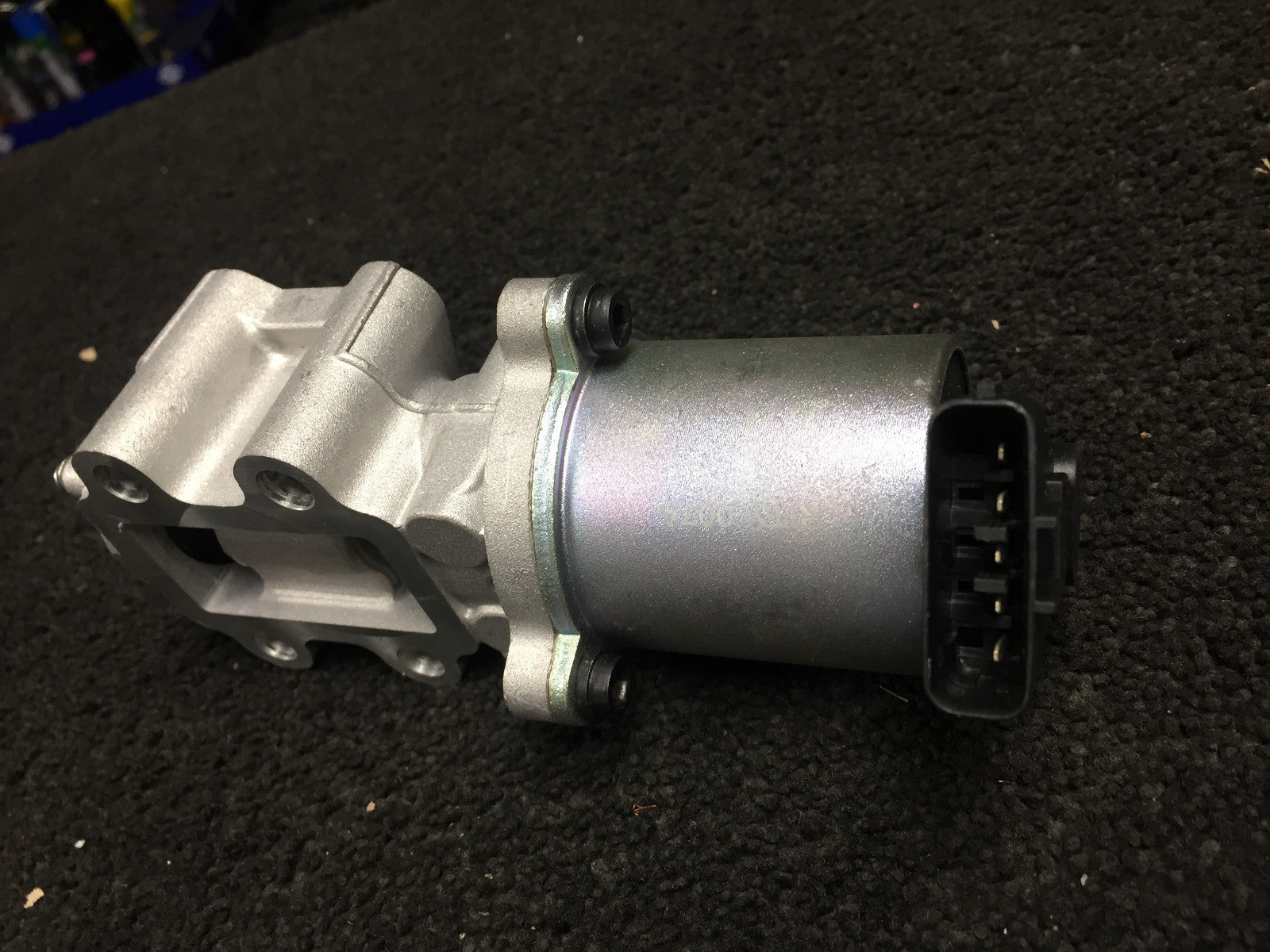 EGR VALVE FOR AURIS AVENSIS RAV4 2.2D4D 2.2D-CAT 14MM DIA PISTON 26520-0R010 