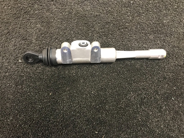 BMW 3 SERIES E36 CLUTCH MASTER CYLINDER UPTO 12/1994 MODELS CHECK 21521162148