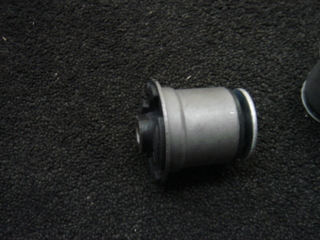 FOR  GRAND CHEROKEE WJ WG 99-04 REAR BOOMERANG A FRAME BUSH REAR UPPER ARM BUSH