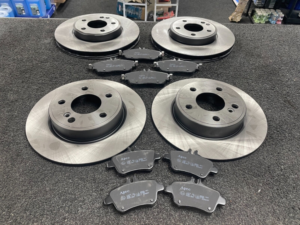 BRAKE DISCS  PADS FRONT REAR FOR MERCEDES A160 A180 A200 2012 ON 