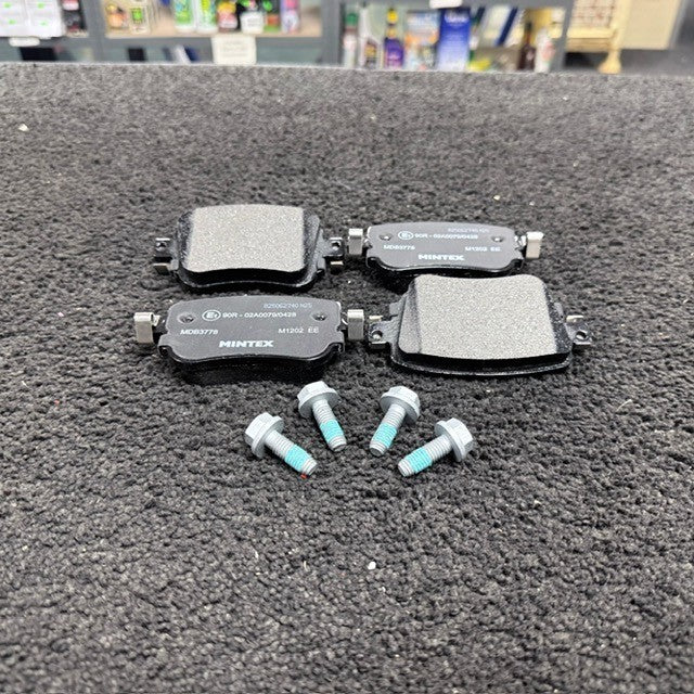 VW GOLF MK7 1.5TSi R-LINE EVO DRILLED GROOVED BRAKE DISCS PADS FRONT REAR SET