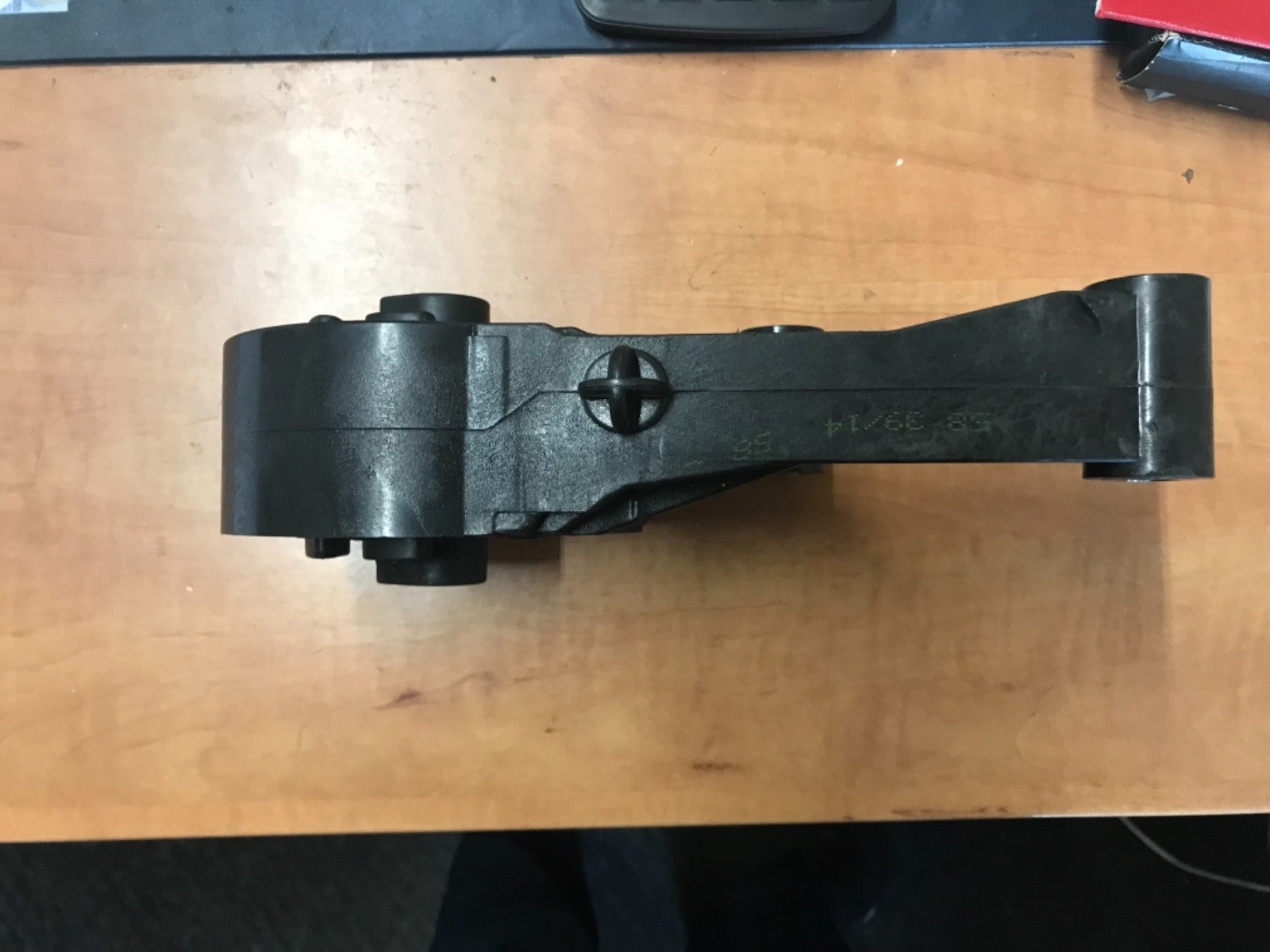 Engine Mounting Mount Front for VAUXHALL VECTRA 1.8 06-08 Z18XER C Petrol FL
