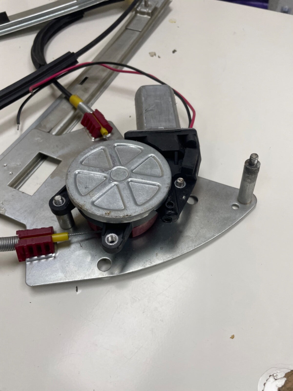 FOR CITRO�N XSARA PICASSO (N68) FRONT RIGHT SIDE WINDOW REGULATOR WITH MOTOR
