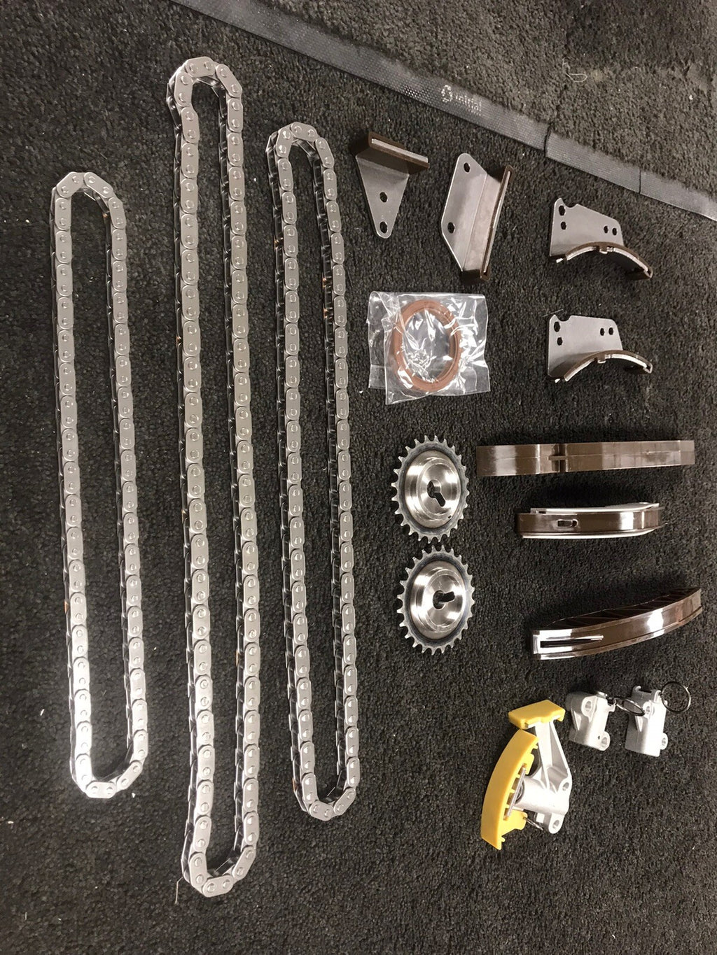 TIMING CHAIN KIT FOR HYUNDAI H1 ILOAD I800 KIA SORENTO 2.5CRDI D4CB 