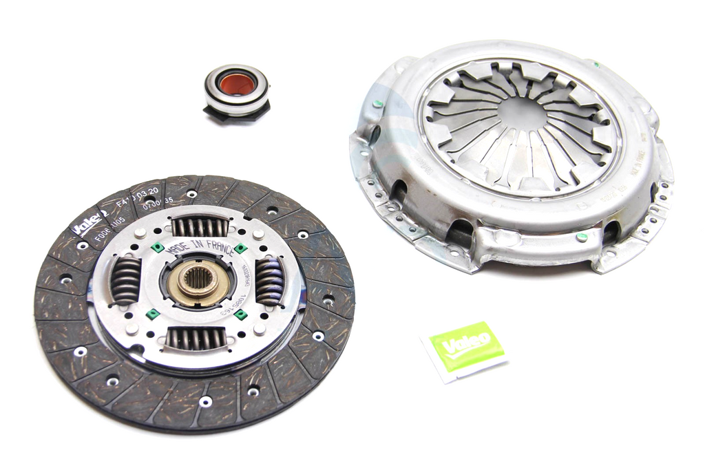 GENUINE VALEO CLUTCH KIT BRAND NEW  3 PCE ALFA MITO 1.4 MULTIJET JUNIOR 2008-18