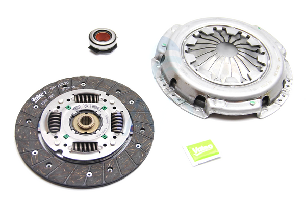 VALEO CLUTCH KIT BRAND NEW  3 PCE FIAT DOBLO CARGO FIORINO BRAVO 1.4 2007-2019