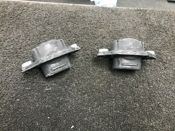 BMW 3 SER E90 E91 318 320D 323 325 328 330Ci 330D REAR STRUT TOP MOUNTING PAIR