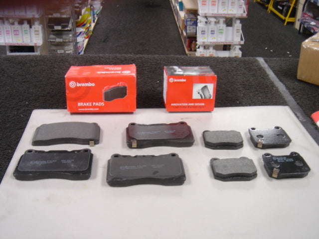 FIT SUBARU IMPREZA WRX STI 2000-2007 BREMBO BRAKE PADS FRONT REAR