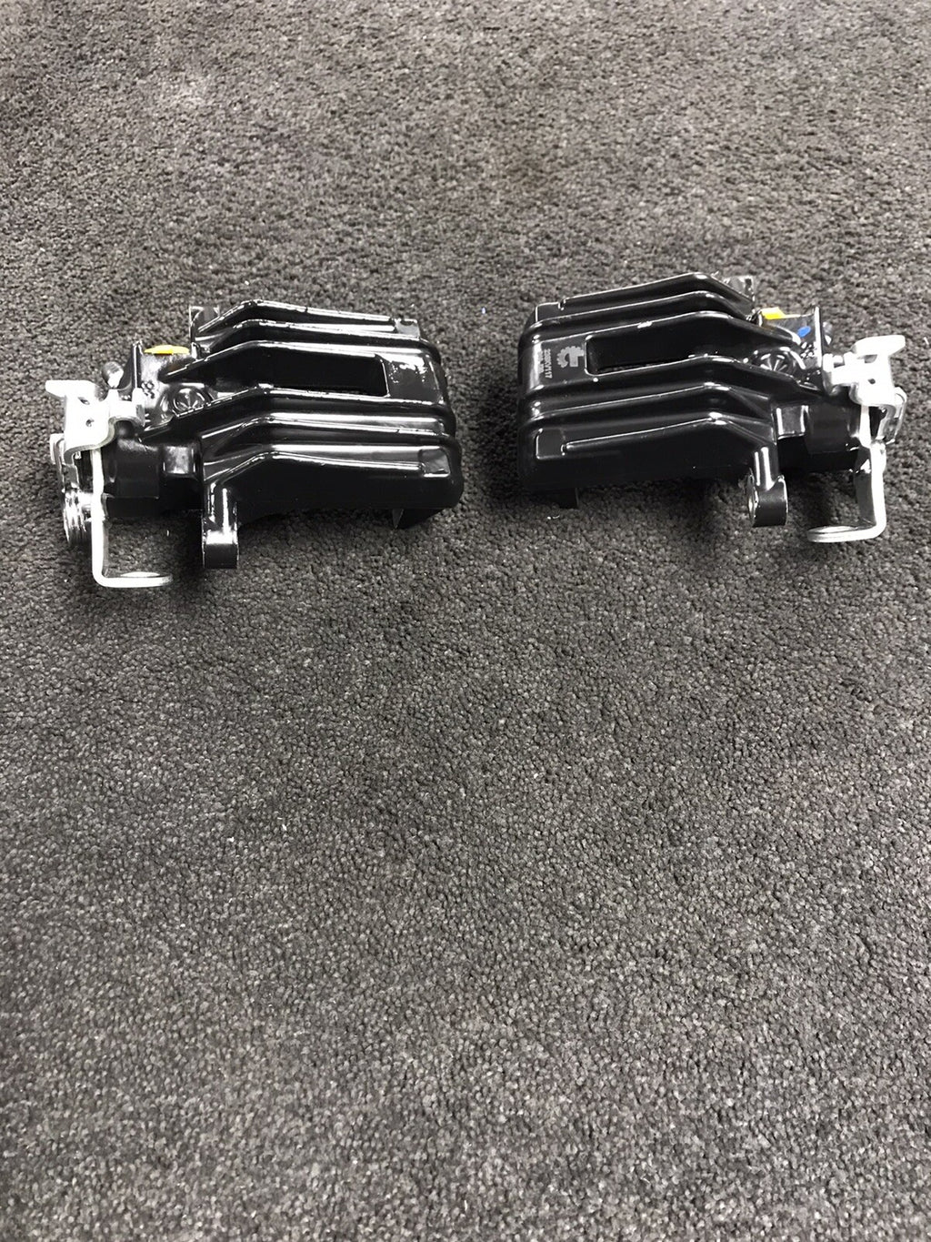 REAR BRAKE CALIPERS BLACK VW GOLF MK VI V 38mm 1K0615424D 1K0615423D LEFT RIGHT