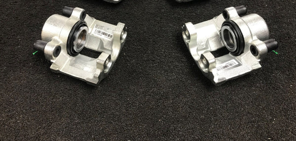 FOR MERCEDES SPRINTER CDi 1995-2006 901 REAR BRAKE CALIPER LH RH PAIR 272MM DISC