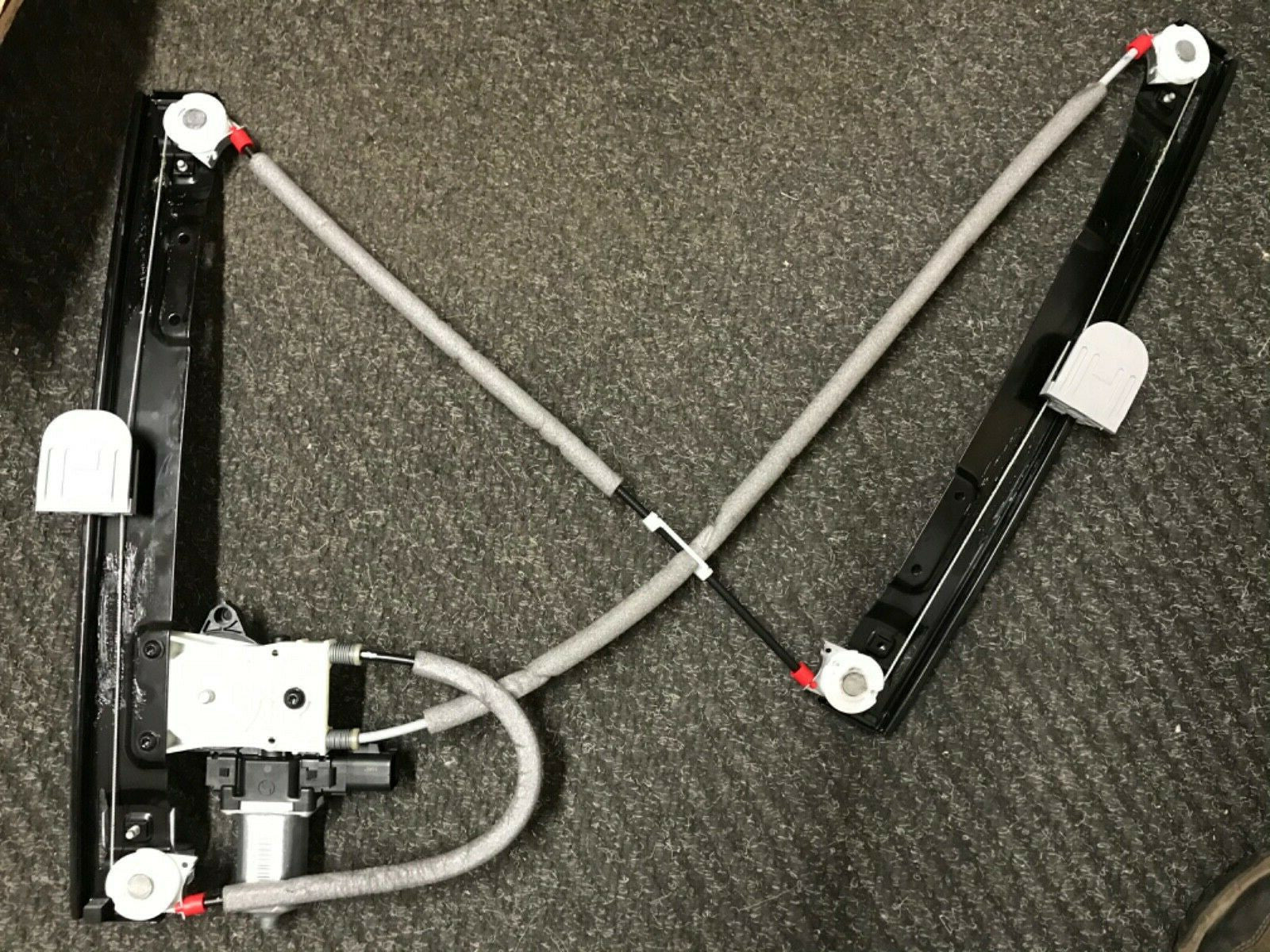 WINDOW REGULATOR JAGUAR XF FRONT RIGHT  OS ELECTRIC WINDOW REGULATOR WITH MOTOR