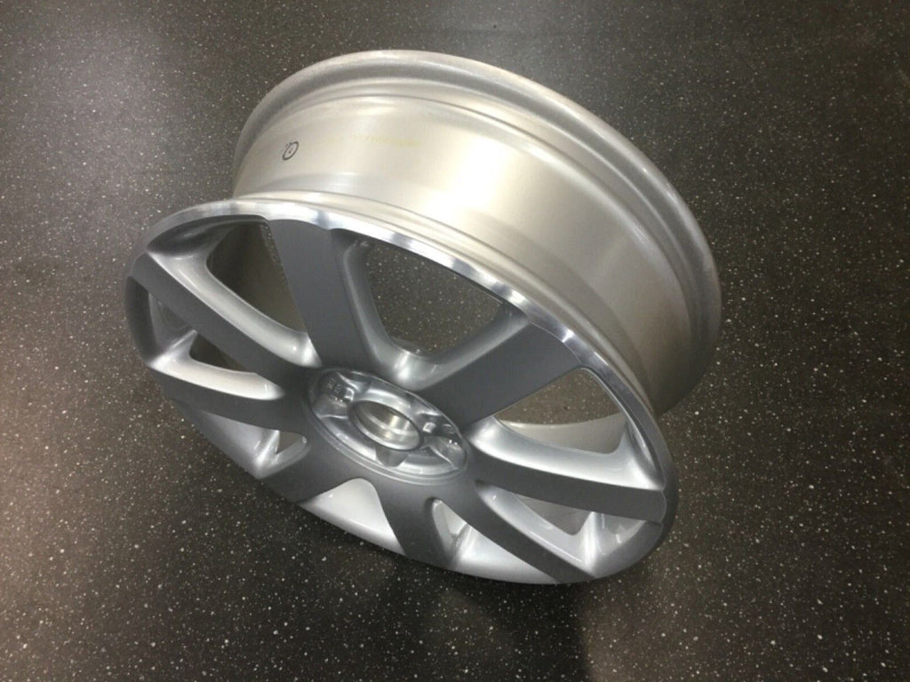 VW GOLFMK5 MK6 GENUINE ALLOY WHEEL 6Jx17 "MERIBEL" 1K0601025N8Z8 BRAND NEW