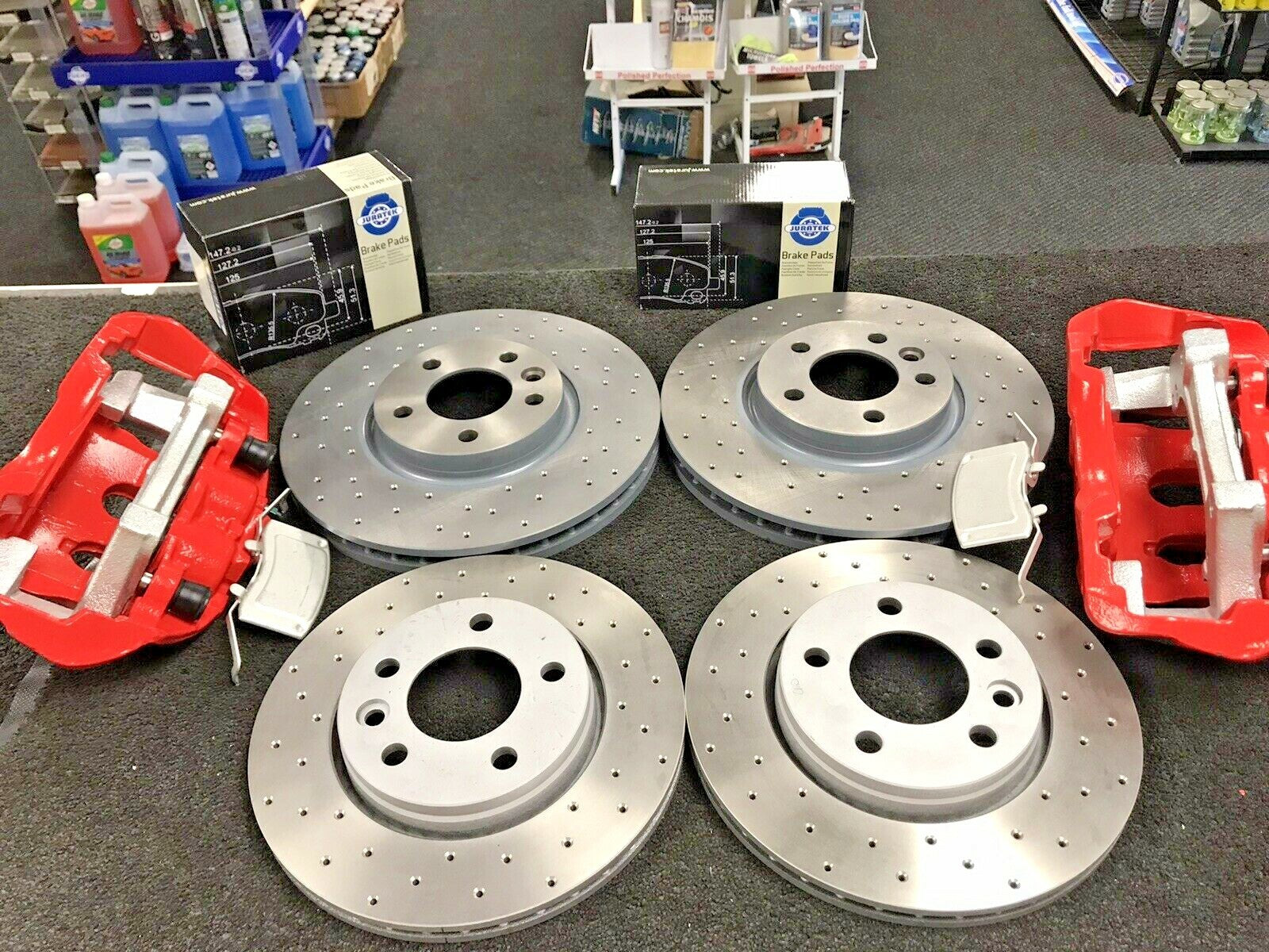 VW TRANSPORTER FRONT BIG BRAKE CONVERSION KIT FRONT REAR DRILLED DISC PADS RED 
