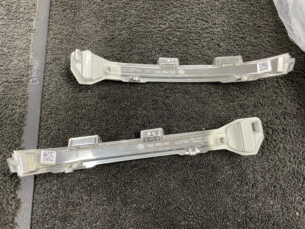 GENUINE VW TURN SIGNAL MIRROR INDICATOR GOLF MK 7 TOURAN MK3 5G0949102/102 PAIR